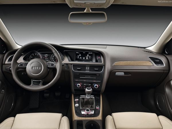 Tweedehands Audi A4 interieur