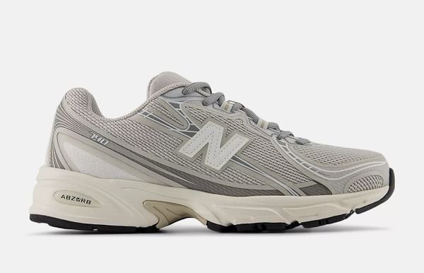 new balance 740 sneakers U740N74F 50 procent korting sale 60 euro