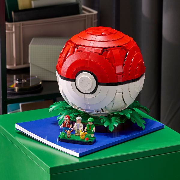 LEGO dropt 18+ Pokémon-sets met grote primeur Poke Ball 2