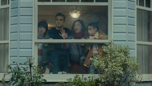 Netflix dropt angstaanjagende scifi-hit met Narcos-ster The Last House