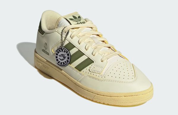 Adidas Centennial Low x END nieuwe collab sneakers 45 euro korting ID2907