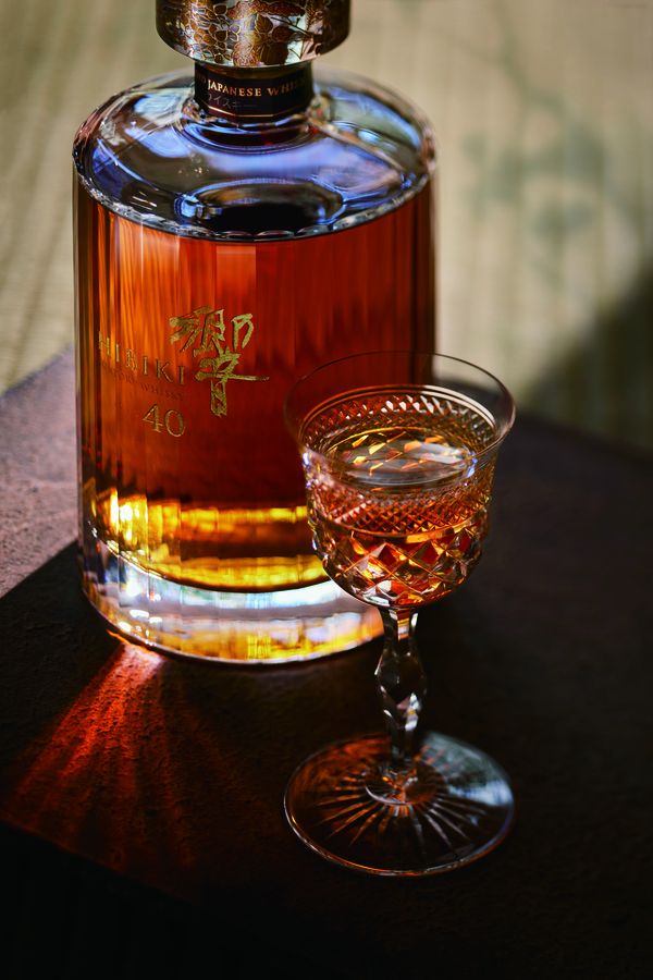 Hibiki 40 years old ultieme japanse whisky nu in nederland te koop