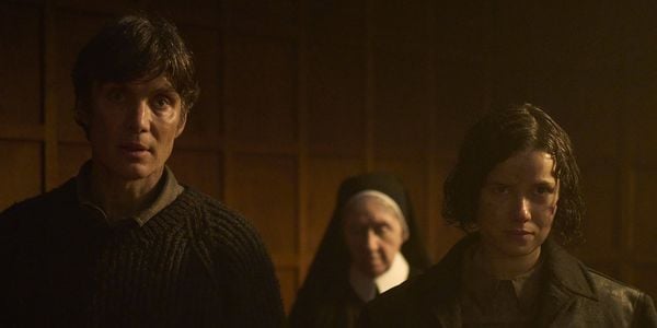 peaky blinders-duo en Oppenheimer-ster scoren met intens drama