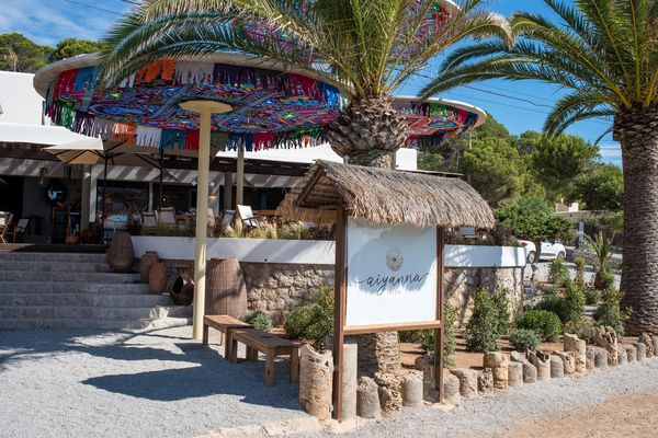 Beachclub Aiyanna: ultiem vakantie vieren op Ibiza